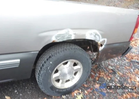 1999 Chevrolet Silverado 1500 Ls from USA, damaged, VIN 1GCEC14V8XE140478